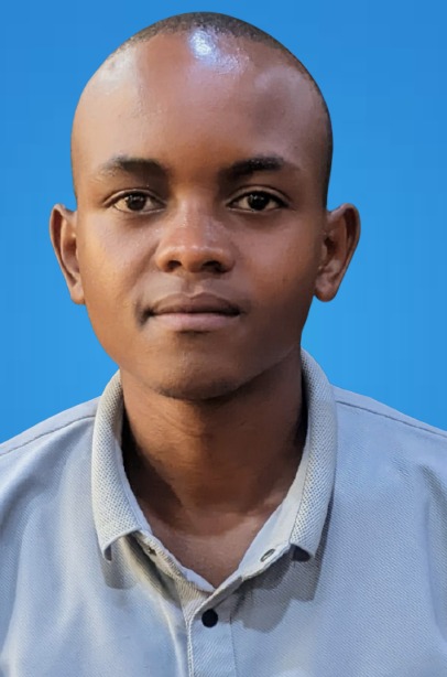 Portrait of Josia Mosses — software developer and founder of WinterNex